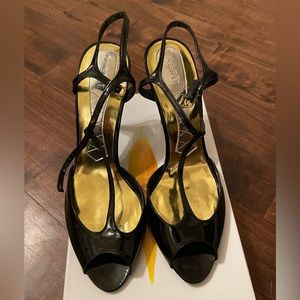 Magrit Black Heels